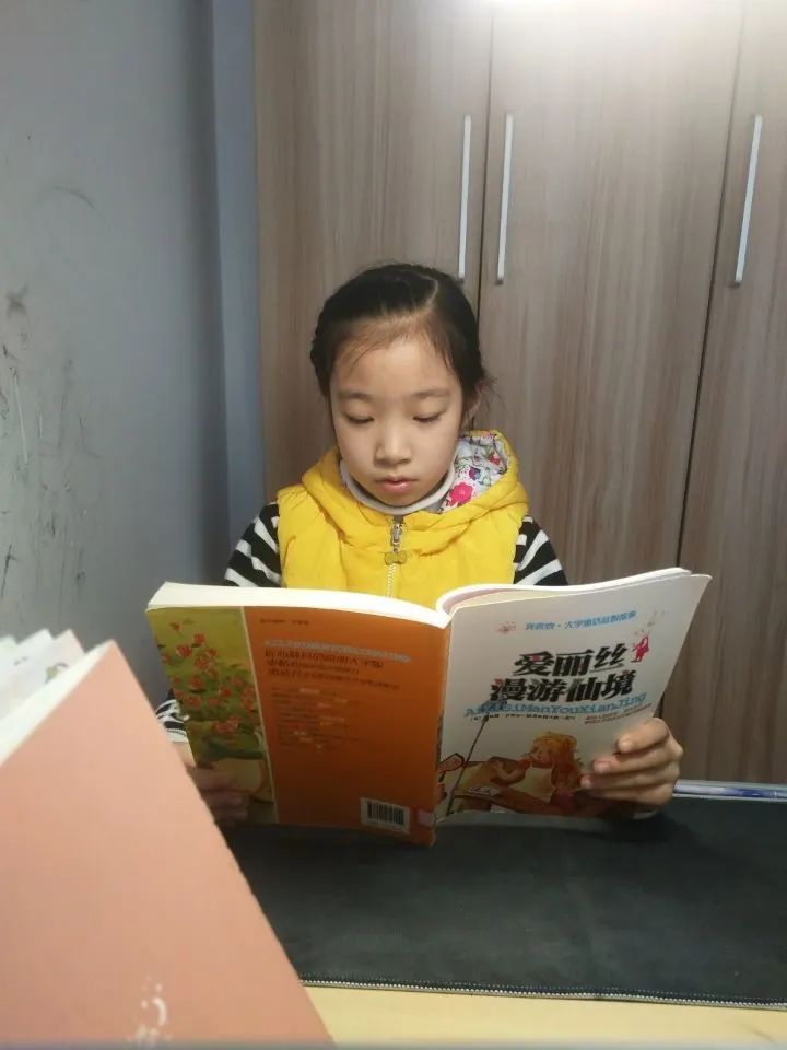 读书小报内容200字_读书小报的字20_读书小报内容30个字