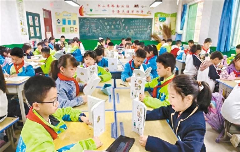 万物简史读书卡怎么写_万物简史的读书笔记_万物简史读书小报